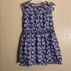 Oshkosh white Daisies dress